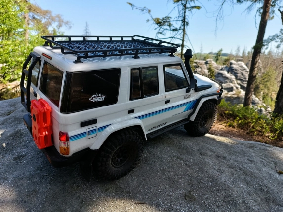 RC auto RGT Rescuer 1:10